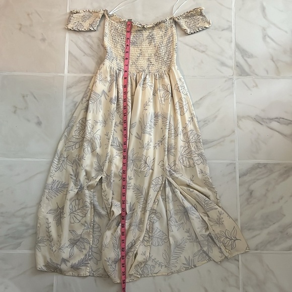 Off-The-Shoulder Smocked Midi Dress - Picture 5 of 7